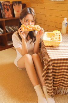 门把少女